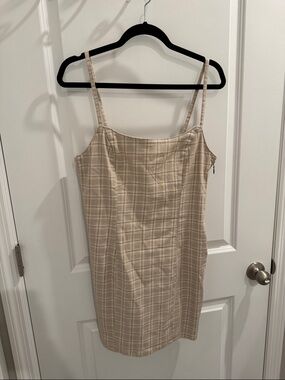 H&M Beige Plaid Mini Dress